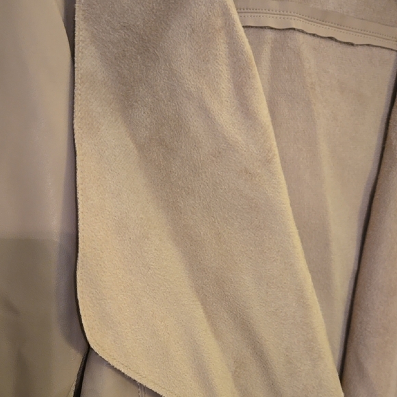 Bagatelle Pink Leather Jacket with Draped Collar and Long Sleeves - Picture 2 of 4